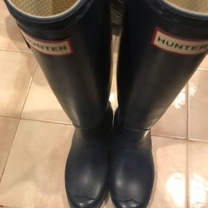 Size 8 Navy Hunter Boots